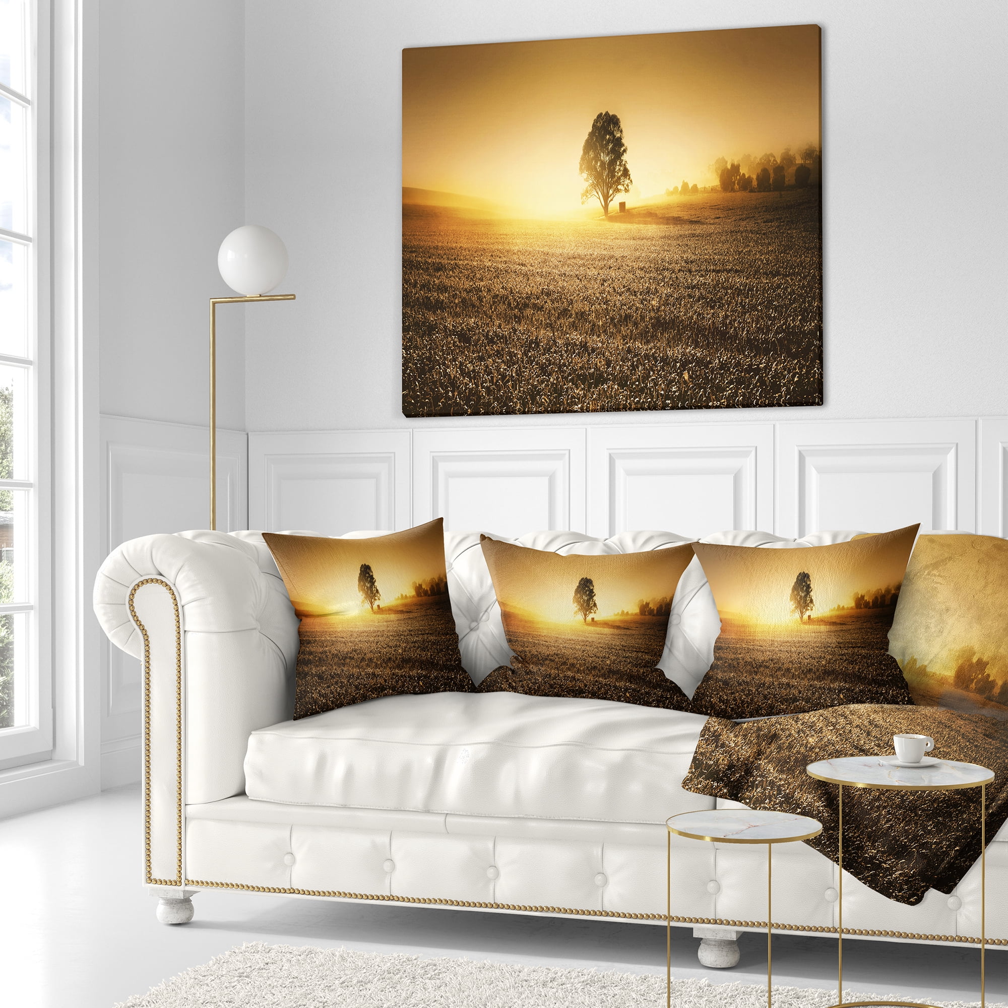 Designart Farmland Panorama - Landscape Photography Throw Pillow - 18x18