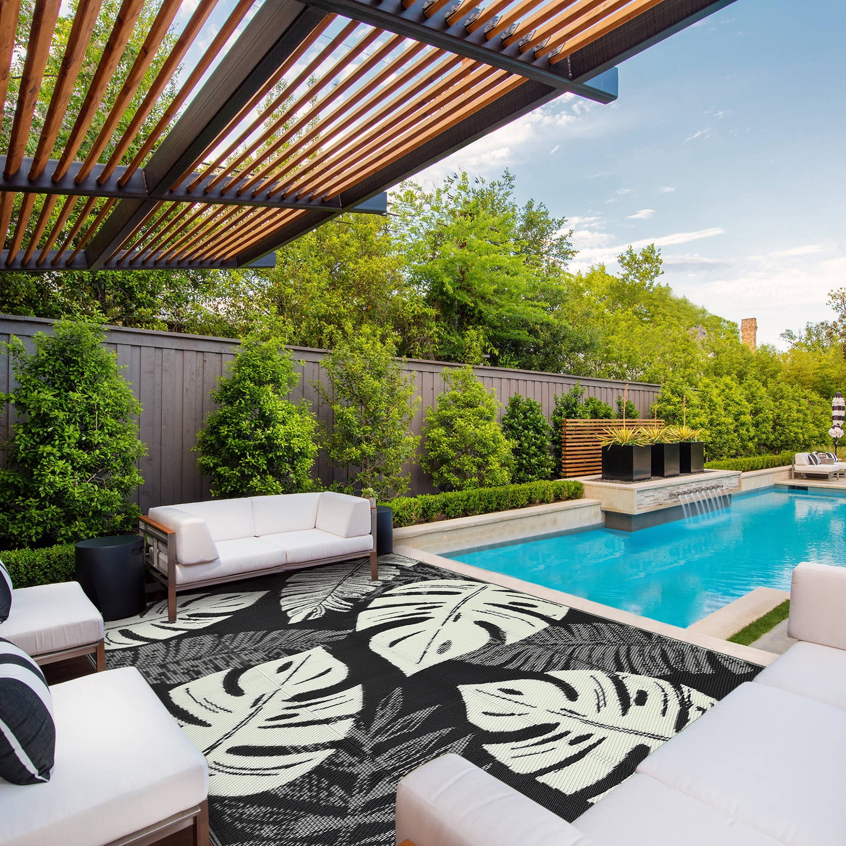 HOMERRY Geometric Leaf Outdoor Rug Straw Plastic Area Rug for Balcony Pool RV Waterproof Reversible Carpet, Black/Beige, 9'x 18'