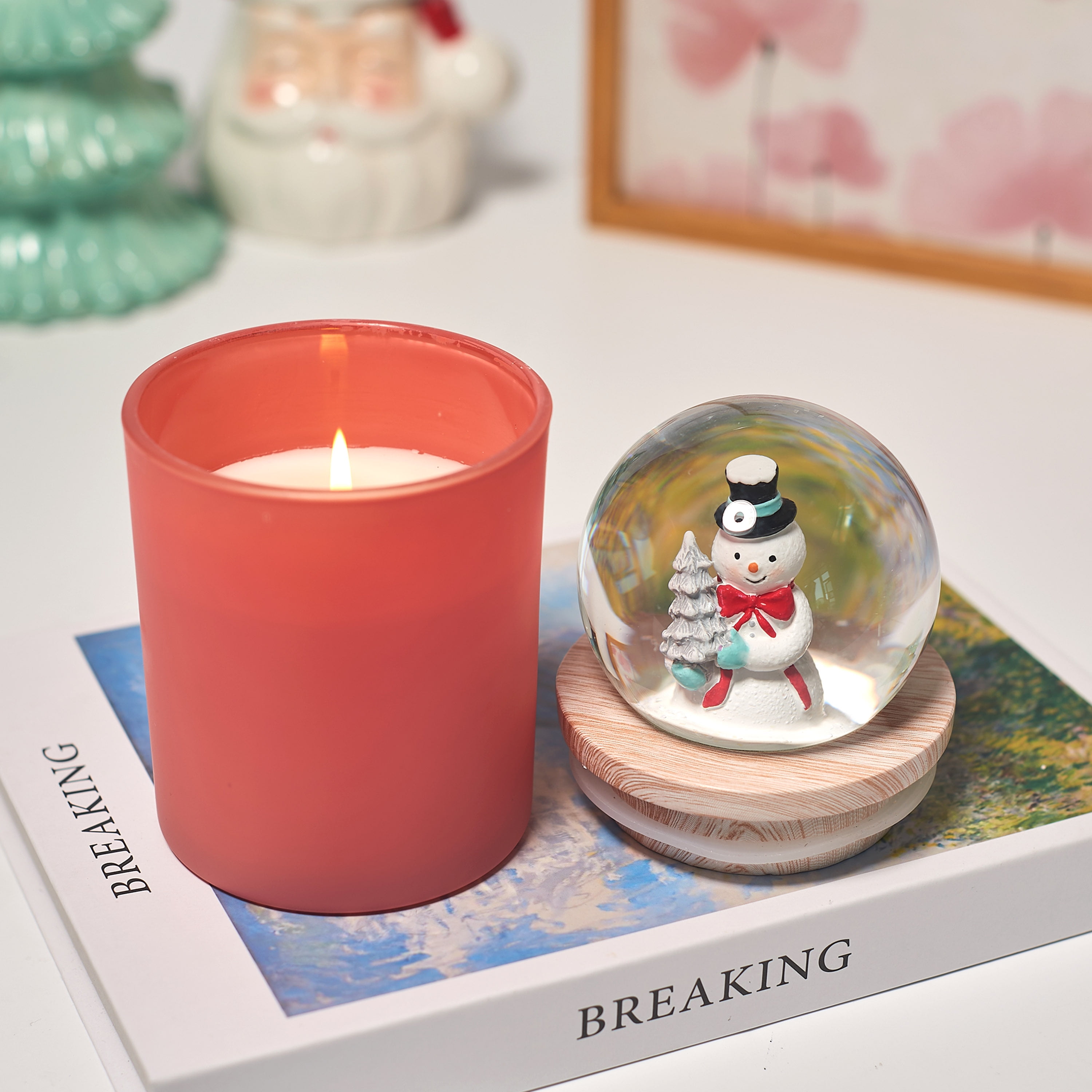 Hallmark Brand 10oz Snowman Snow Globe Candle