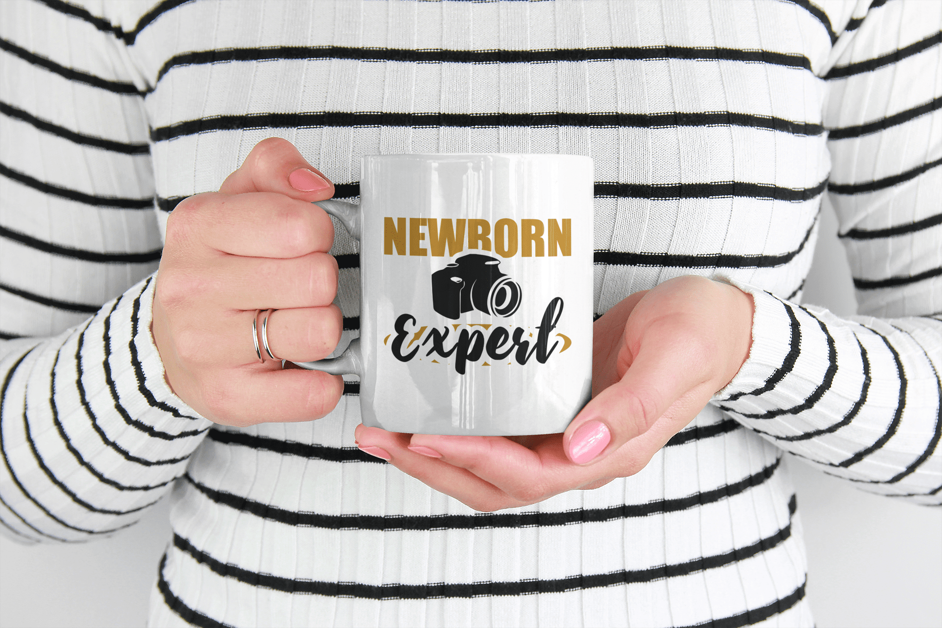 Newborn Expert Camera Coffee & Tea Gift Mug for Baby Photography Photographer (15oz)