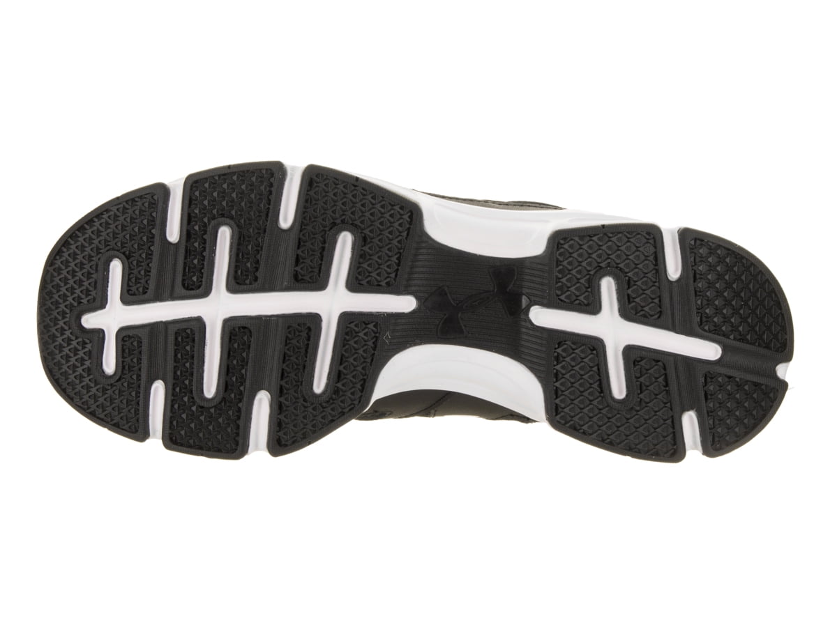 under armour men's zone training shoes