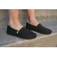 thumbnail image 2 of Mocasín plano TOMS Sperry Walpargata P para mujer, color negro, talla 9, 2 of 2
