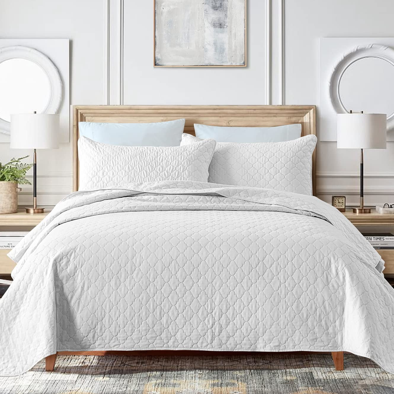 Greagle Ultrasonic Reversible King Size Quilt Set, White Velvet, Soft & Warm, 3-Piece Bedding Set