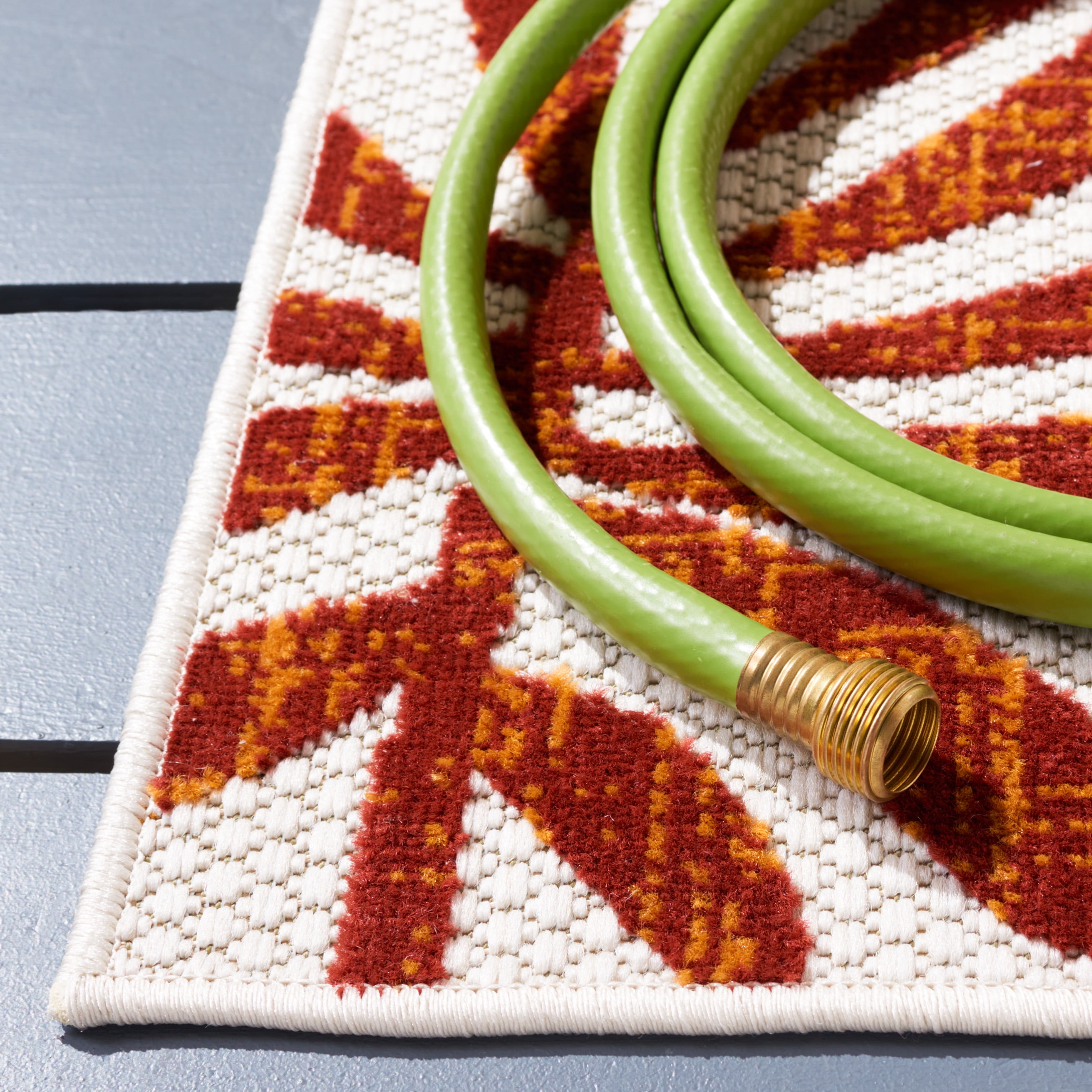 SAFAVIEH Cabana Elouise Botanical Indoor/Outdoor Runner Rug, Creme/Red, 2' x 8'