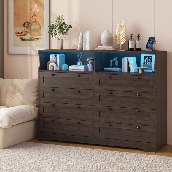 Commode en Bois à 8 Tiroirs avec Éclairage DEL Intégré et Prise de Courant - Meuble Télé Extra Grand pour Téléviseurs de 55 Pouces, Parfait pour la Chambre, le Salon, le Couloir