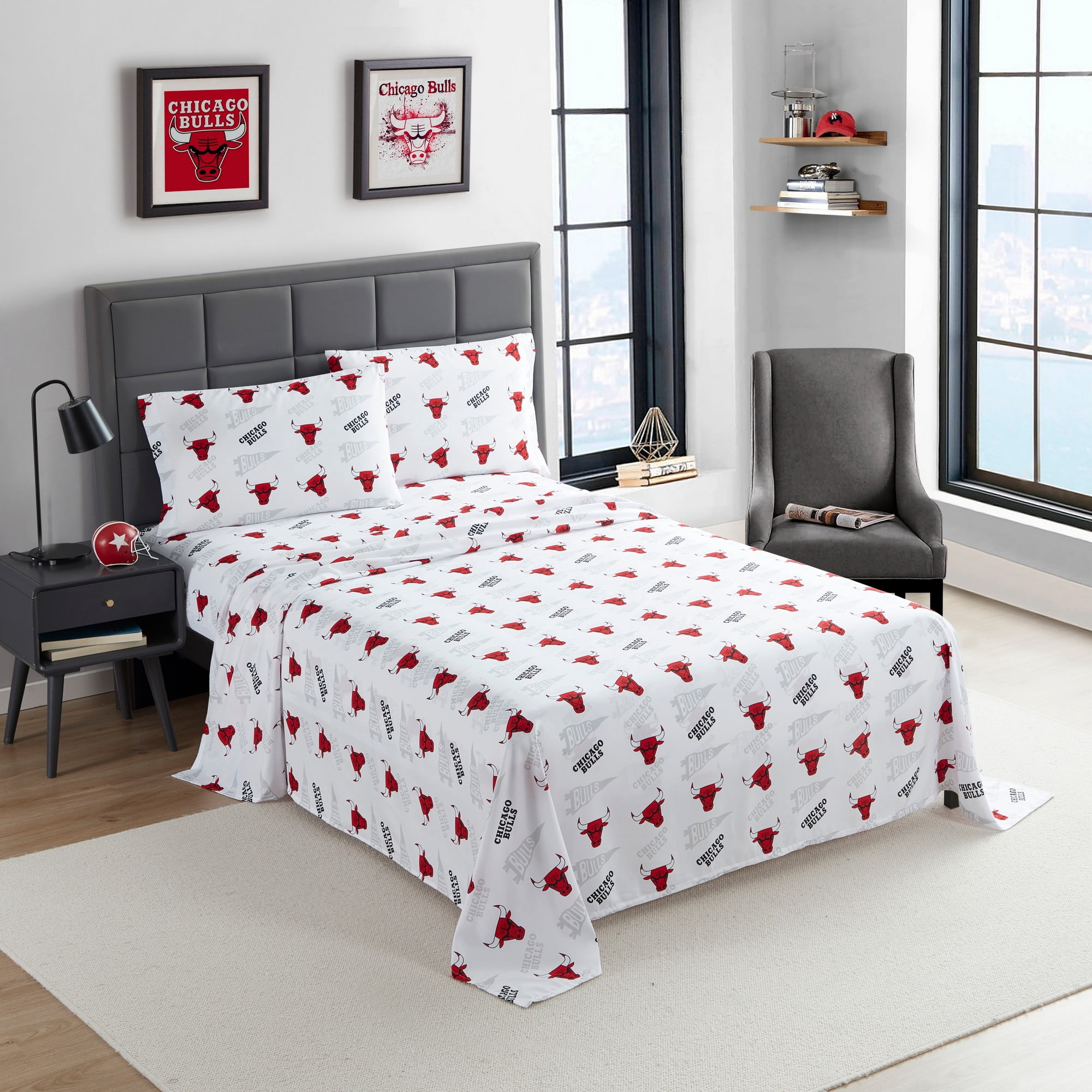 NBA Officially Licensed Chicago Bulls Microfiber Bed Sheet Set - Queen