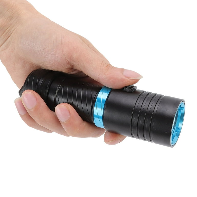 eremido Scuba Diving Light, Rechargeable Battery, 1000 Lumens, Deep Sea  Underwater 100M Waterproof Flashlight with Durable Aluminum Material and  Battery Indicator, Fast Charging