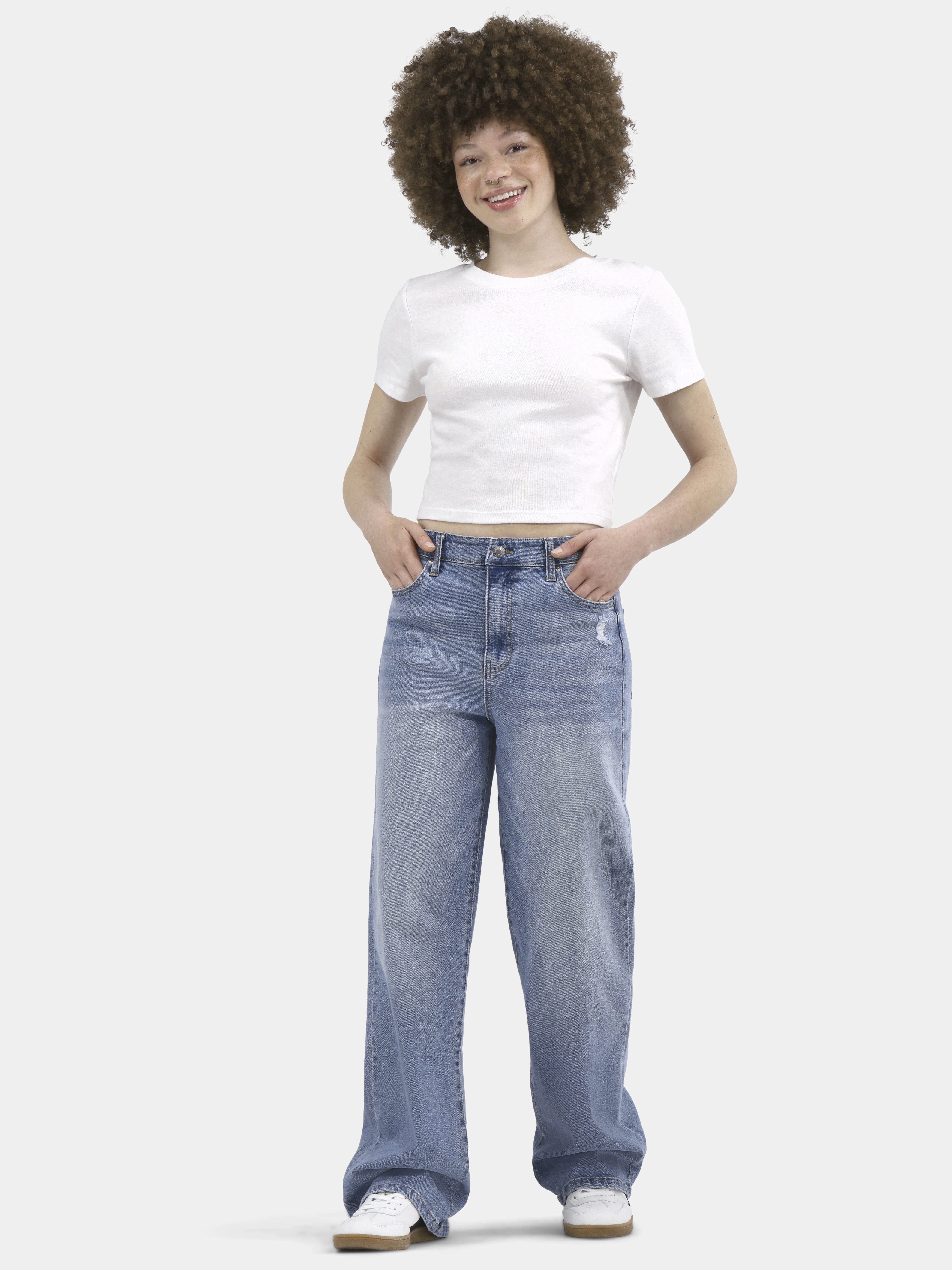 No Boundaries High Rise Baggy Wide Leg Jeans, 32" Inseam, Women's and Women's Plus Sizes XXS-4X