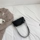 thumbnail image 4 of Bolso de hombro Bolsos de mujer Bolsos de axila de moda de cuero PU brillante Negro Wdftyju Para Estrenar, 4 of 5