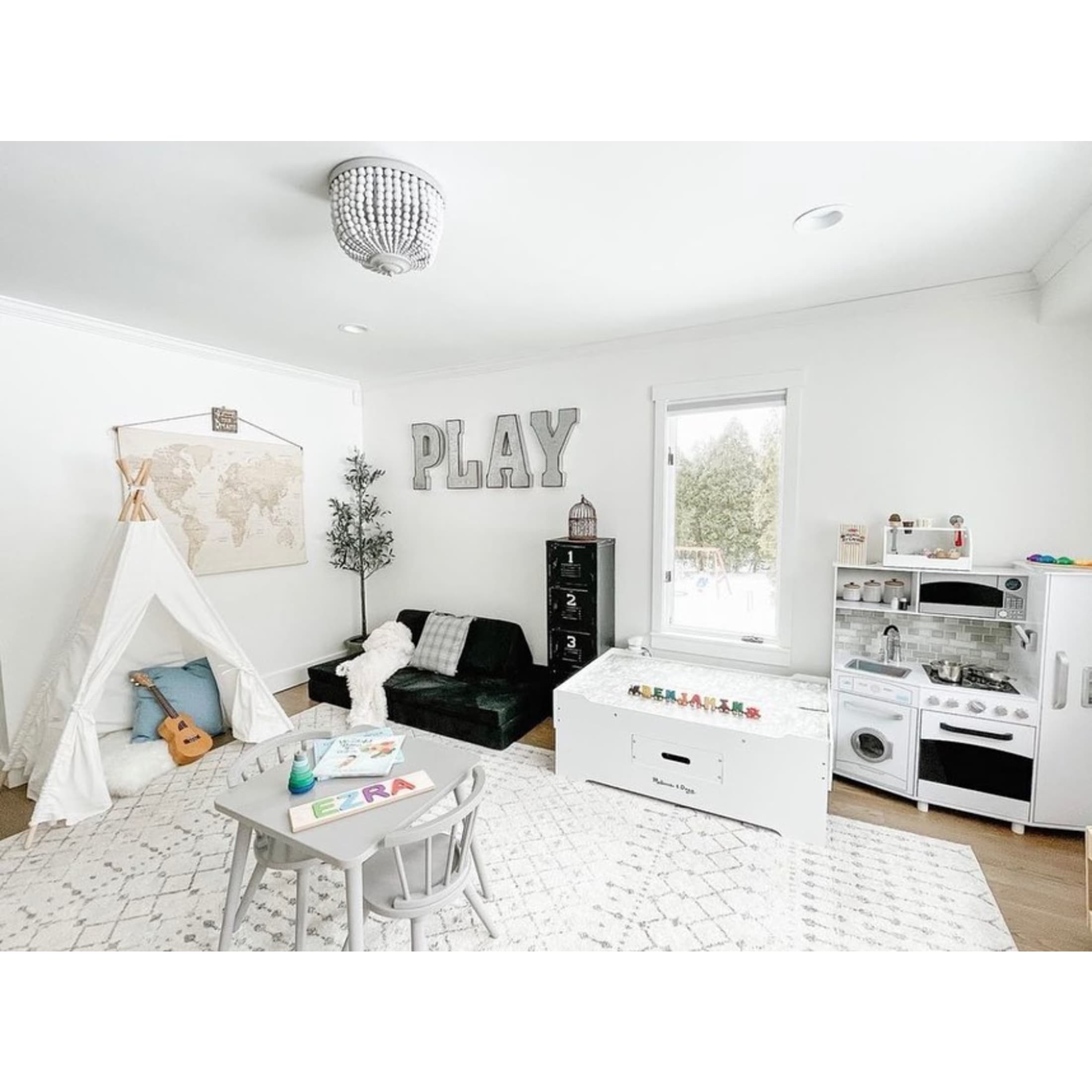 KidKraft Large Wooden Play Kitchen with Lights & Sounds photo 5