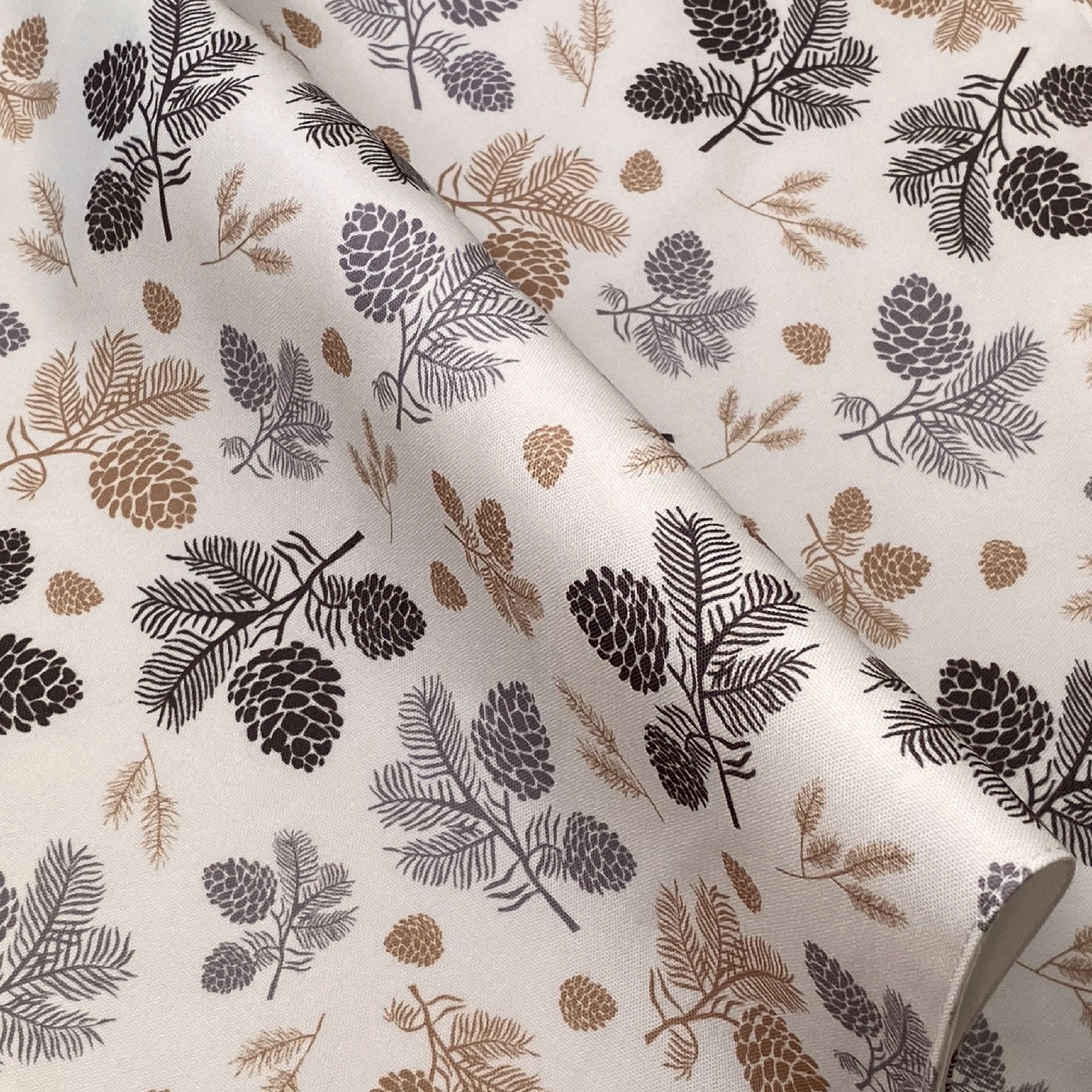 Set of 4 Autumn pine cone placemat, fir branches and pinecones, Washable Cotton Placemat for fall dining table