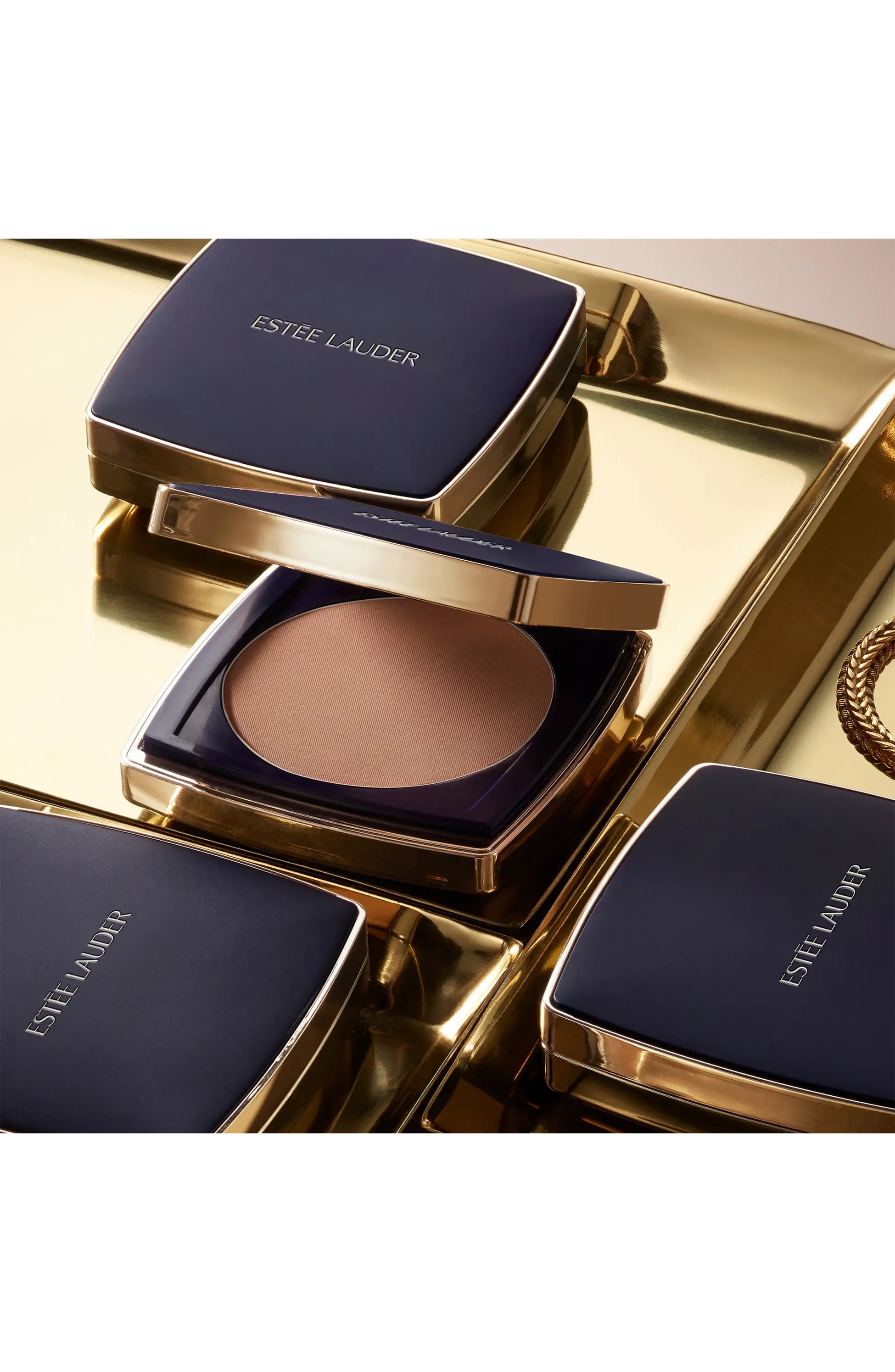 Estee Lauder Double Wear Stay-in-Place Matte Powder Foundation - 1N2 Ecru