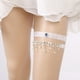 thumbnail image 3 of 1 par de ligas de novia de estilo occidental con encaje de diamantes de imitación y perlas, decoración floral para el pie (blanco), 3 of 7