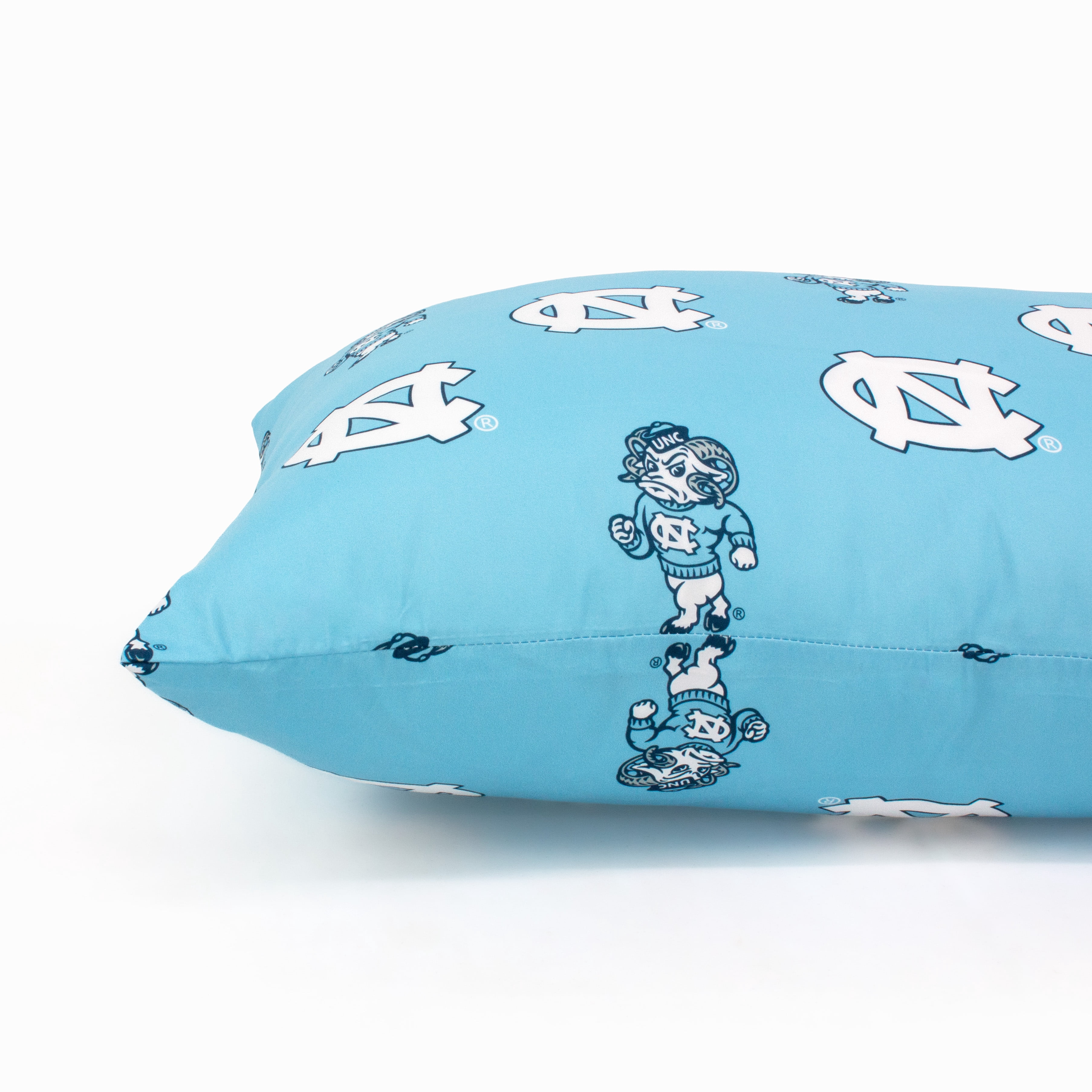North Carolina Tar Heels Pillowcase Pair, Standard, 20" x 30" (2 Standard Pillowcases)