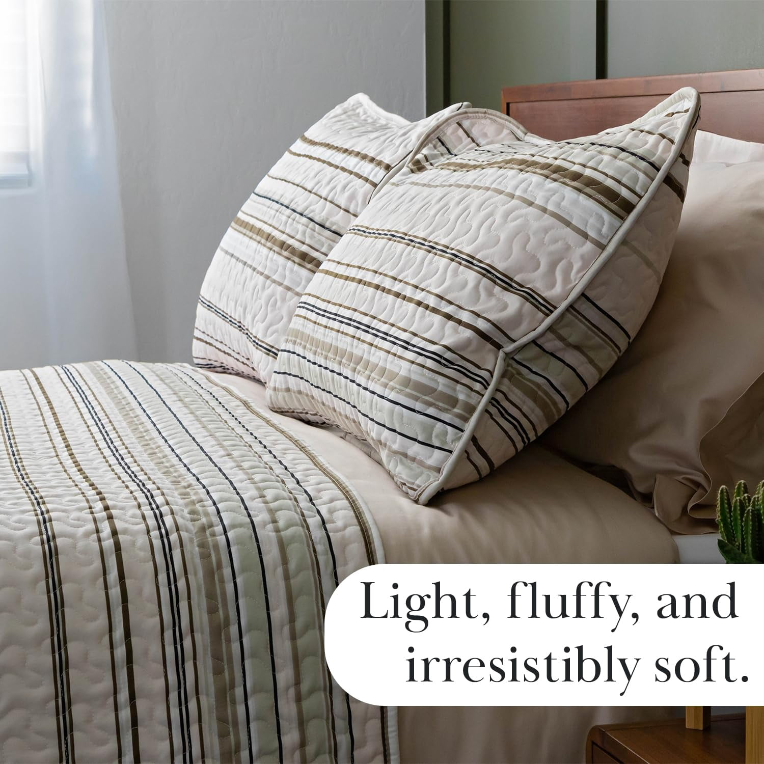 Southshore Fine Living, Inc. Oversized Queen Quilt Set, Striped Beige Quilt Bedspread Queen/Full, 3-Piece Coastal Bedding Set with Quilt and Matching Shams, Soft Microfiber Quilt, Taupe Stripes