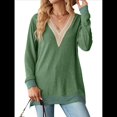 thumbnail image 3 of Blusas de Otoño para Mujer, con Escote en V, Encaje, Larga, Holgadas, con Ribete de Bloques de Color, Moda 2025 Verde M, 3 of 10