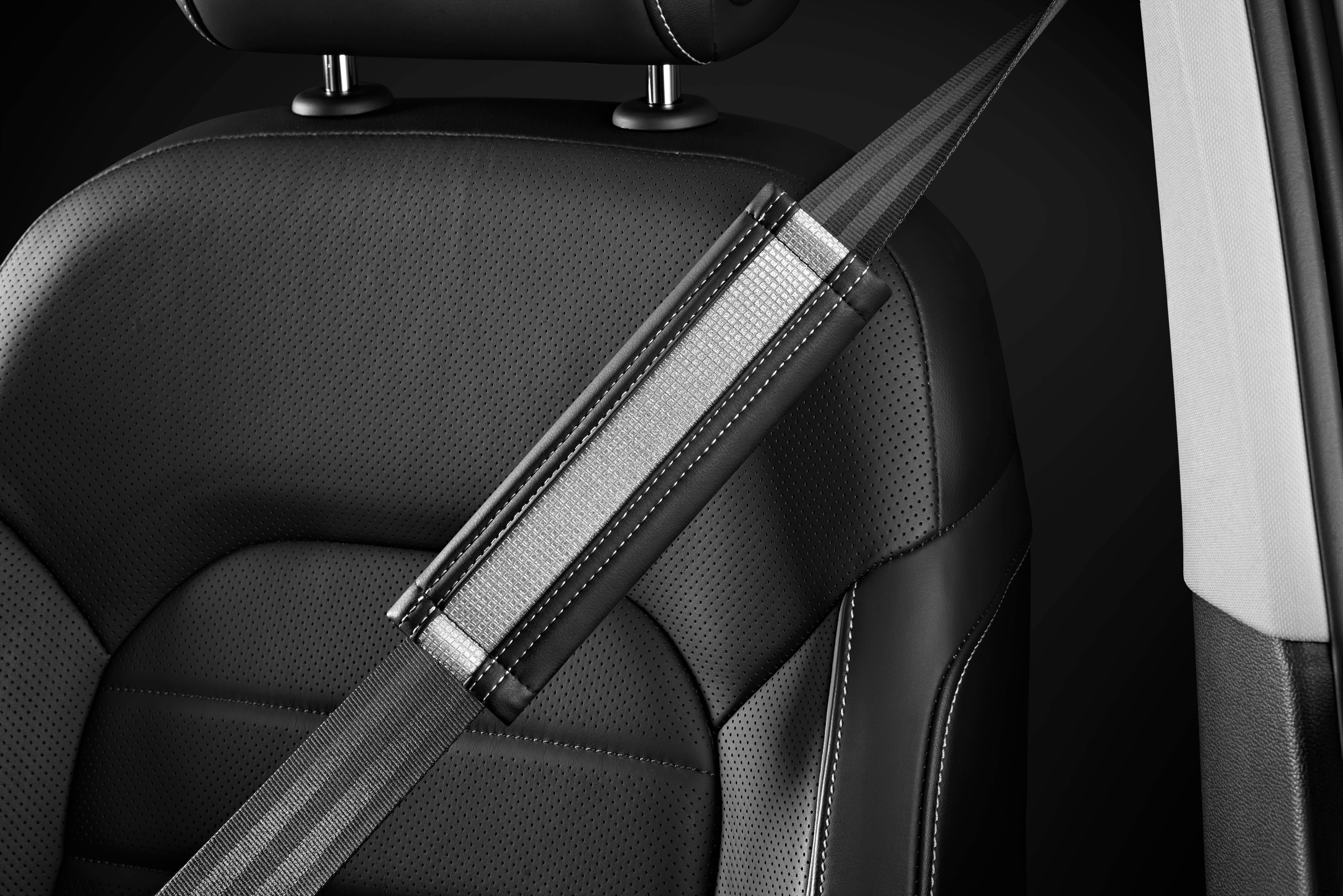 Auto Drive 1Piece Diamond Car Seat Belt Pad Faux Leather Black/Silver - Universal Fit, 23SBP100-1