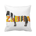 thumbnail image 1 of Housse de Coussin Décorative à Rayures de Cheval Noir et Blanc pour Prairie, Canapé, pour Dormir, 1 of 3