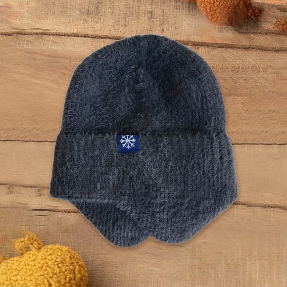 Winter Warm Knitted Plain Dyed Colorful Hat Letter Charm Custom Knit Hat For Women