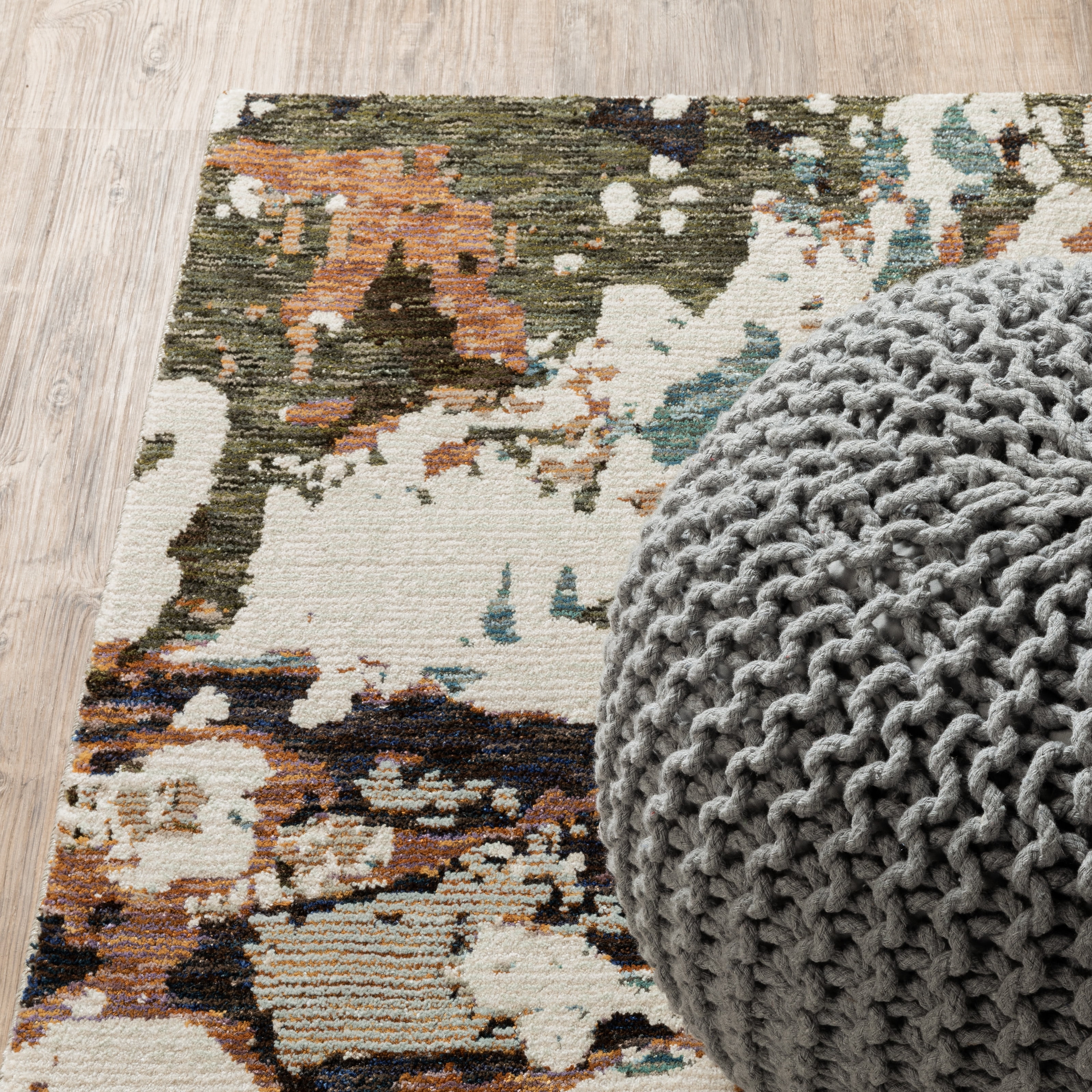 Avalon Home Everman Abstract Woven Area Rug, 6.56' x 9.84'