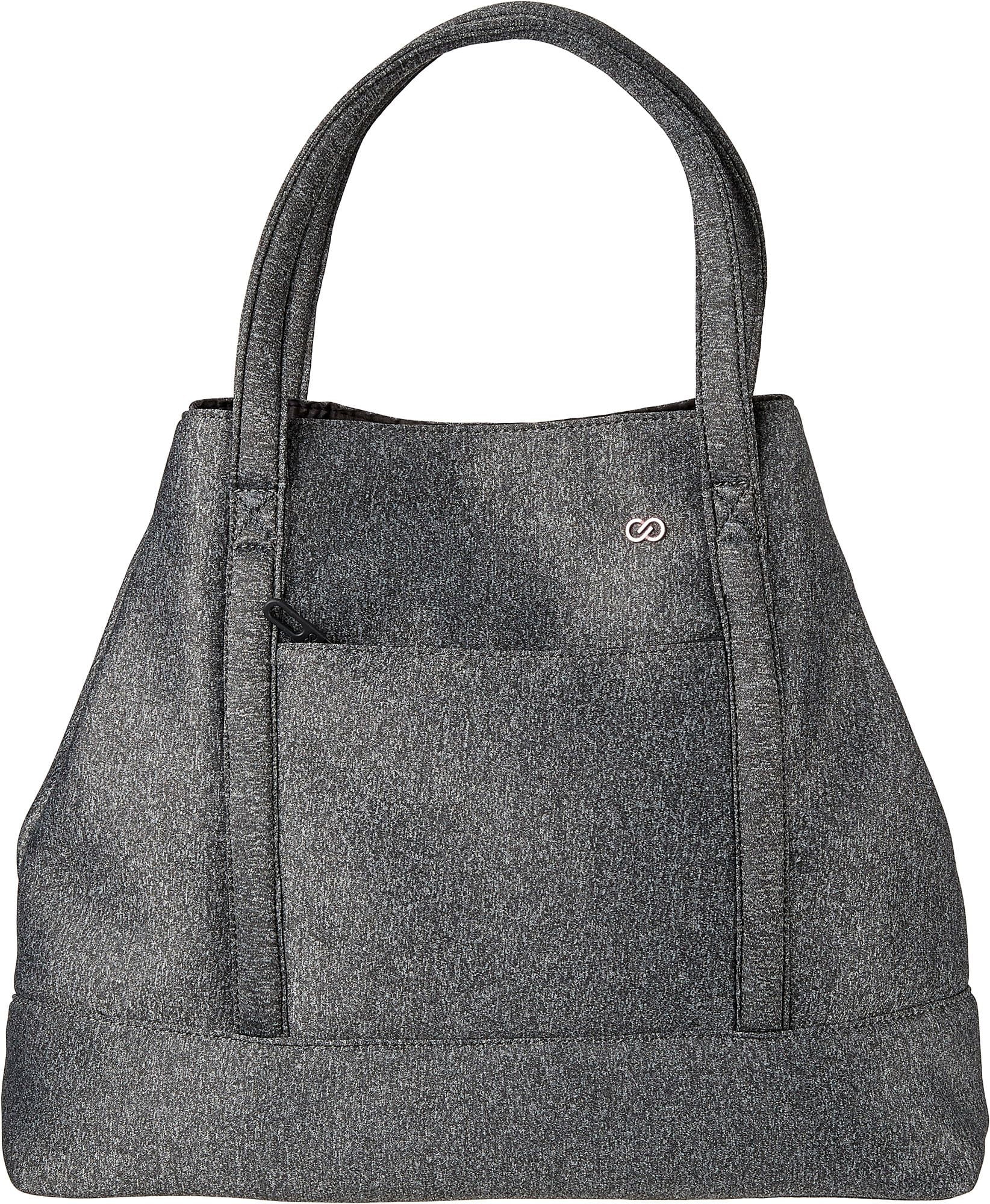 carrie underwood gym bag