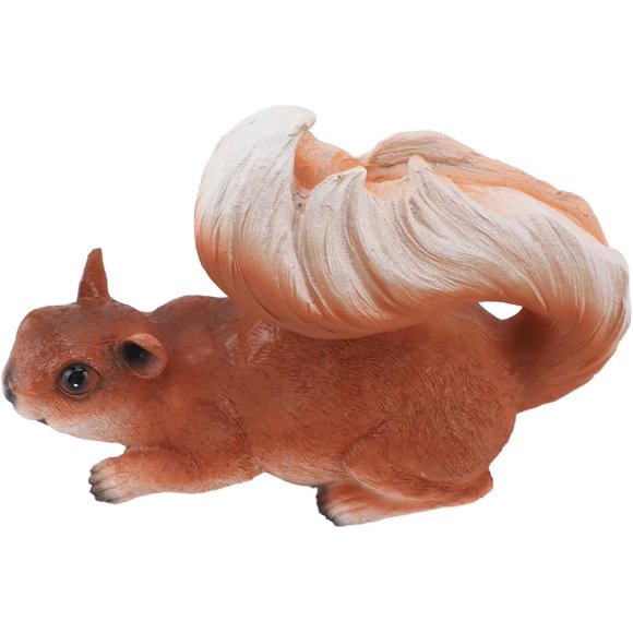 GFDYREE Quirky Squirrel Garden Decor Funny Squirrel Statue for Courtyard Balcony Outdoor Ornament Brings Joy and Playfulness to Your Garden (Warp Tail Lay On Stomach Shape)