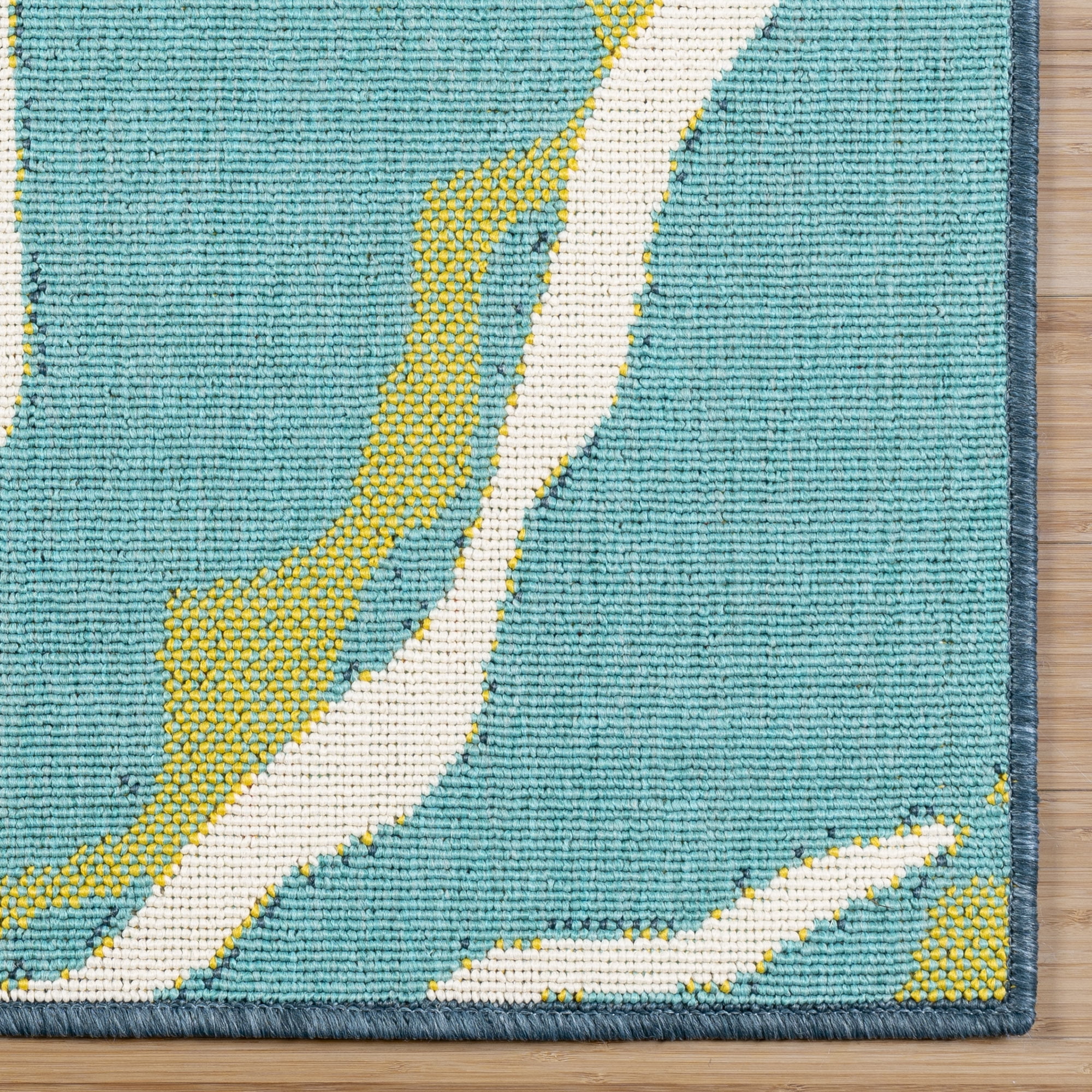 Ziesta Chomp Indoor/ Outdoor Polypropylene Red Machine Made Area Rug, 8x10