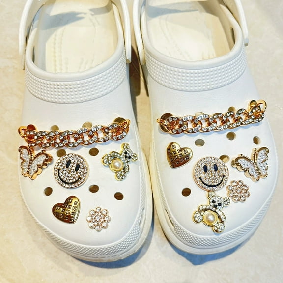 Cute Shoe Charms for Women Lovely Pink Fish Cat Charms for Girls Pearl Shoe Chain 12CS