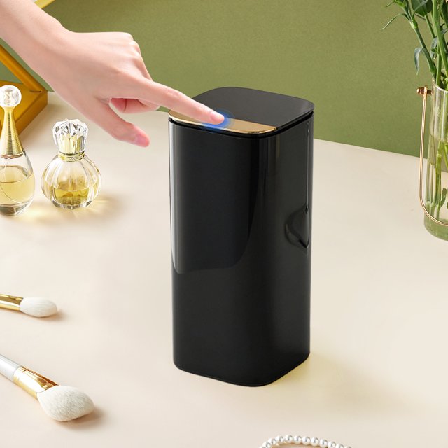 Organizador de maquillaje de levantamiento automático Organizador de maquillaje impermeable Organizador de cosméticos Cepilizadores de cepillos cosméticos a prueba de polvo para encimera de baño