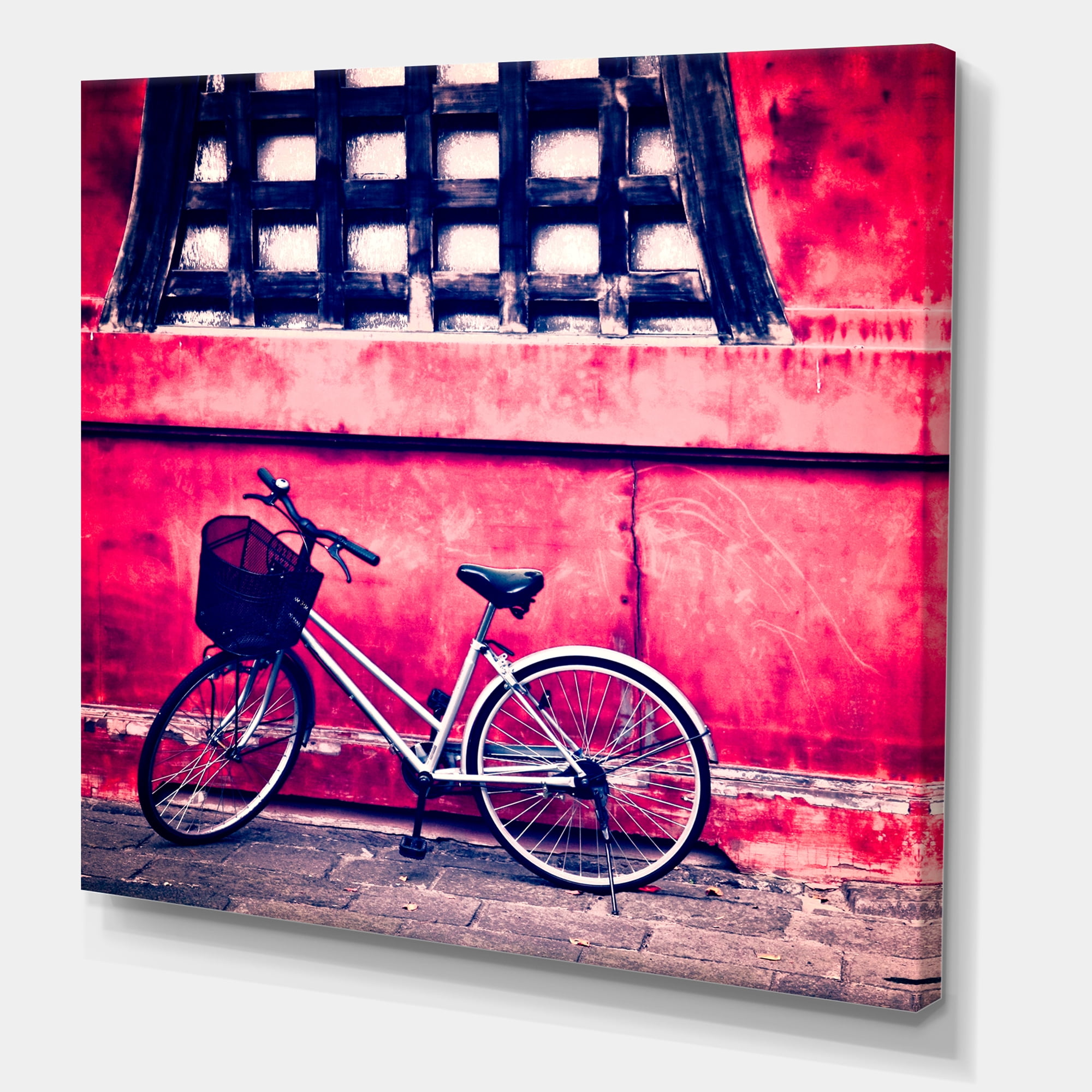 Designart ' Bicycle By Oriental Zozoji Temple Tokyo ' Vintage Canvas Wall Art Print