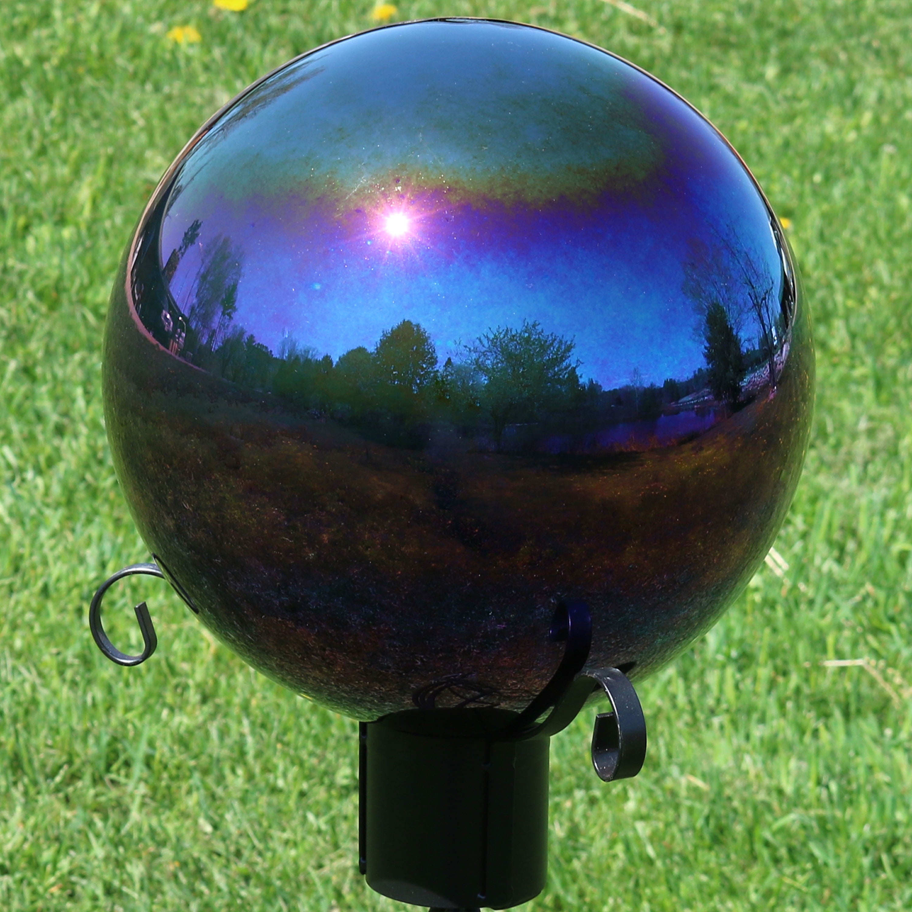 Sunnydaze Gazing Globe Glass Mirror Ball, 10 Inch, Stainless Steel 10 Stainless Steel Gazing Ball