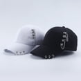 thumbnail image 2 of Gorra de béisbol coreana de primavera y verano para mujer, gorra de hip-hop para hombre, gorra informal de estilo británico para estudiantes, gorra de calle con aro de hierro, 2 of 6