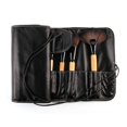 thumbnail image 3 of Set de brochas de maquillaje de 32 piezas con funda de fibra sintética, 3 of 4