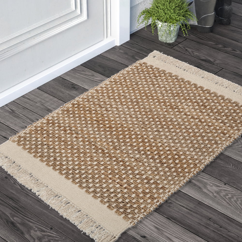 LR Home Global 2 ft. 6 in. x 3 ft. 10 in. Natural and Cream Fringe Reversible Area Rug