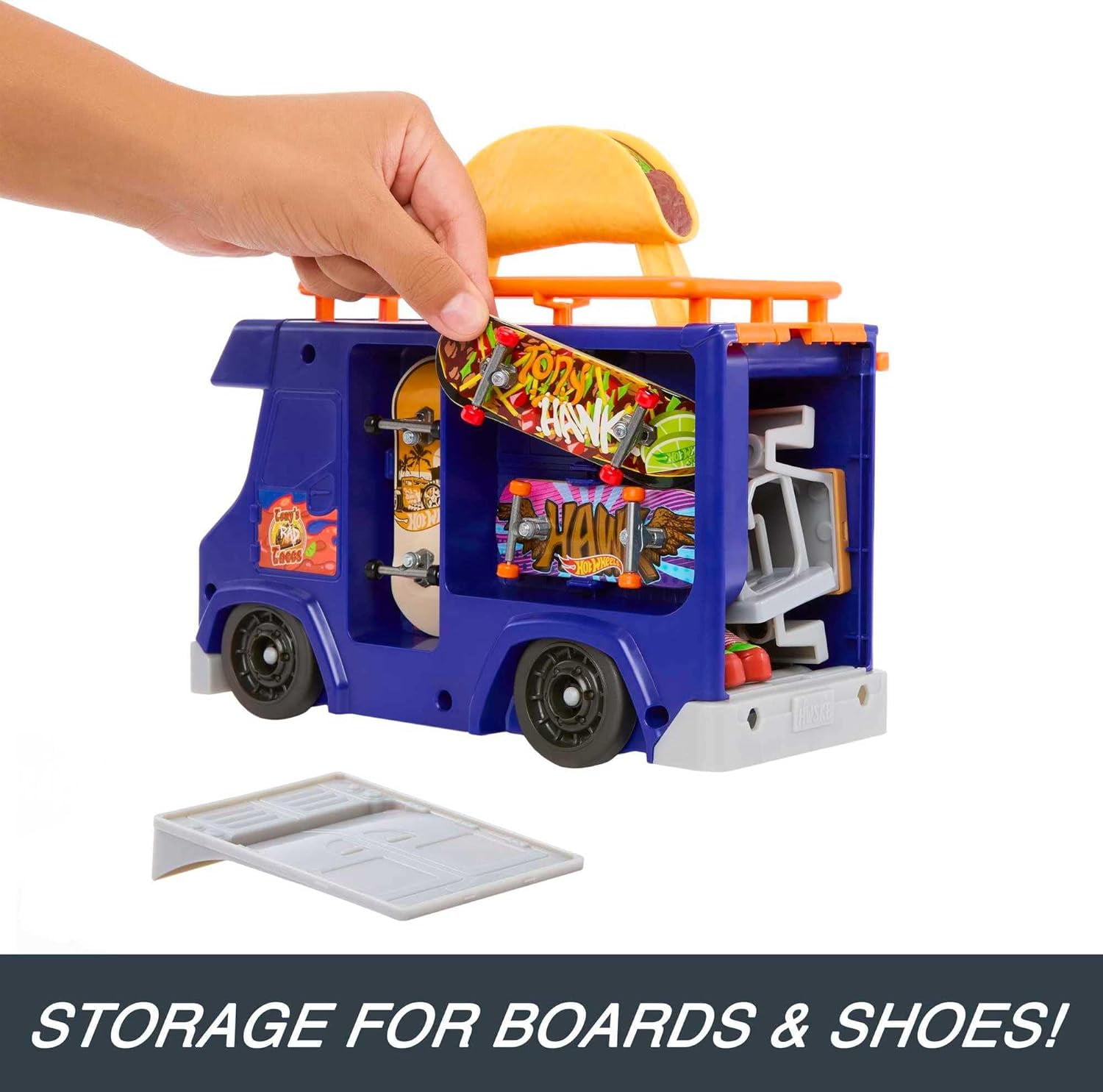 Hot Wheels Skate Portable Skatepark, Taco Truck Play Case with 1 Exclusive Fingerboard, 1 Pair Removable Skate Shoes and Storage, Travel Toys, Medium