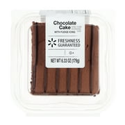 Freshness Guaranteed Chocolate Cake with Fudge Icing, 6.3 oz