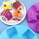 thumbnail image 4 of Molde de silicona, moldes para dulces y chocolates, molde para hornear con forma de casa de 6 cavidades, para gelatina, galletas, dulces, tarta de queso, magdalenas, 4 of 5
