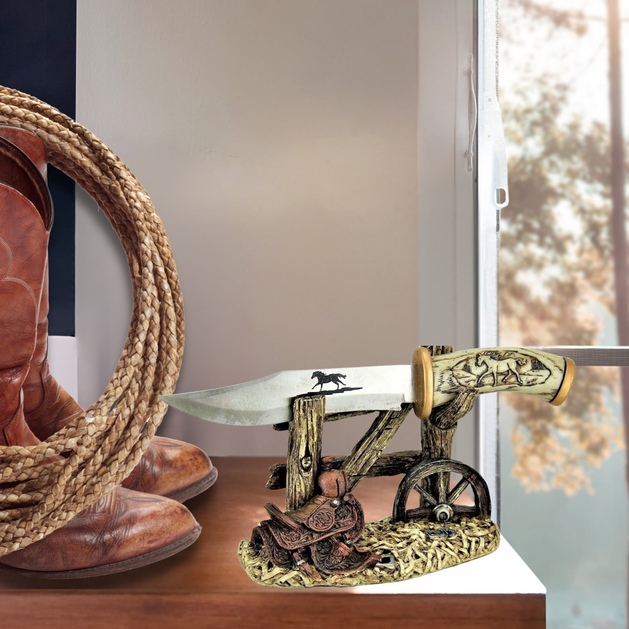 Hunting Blade Knife with Western Style Horse Decorative Stand - Gift for Hunters