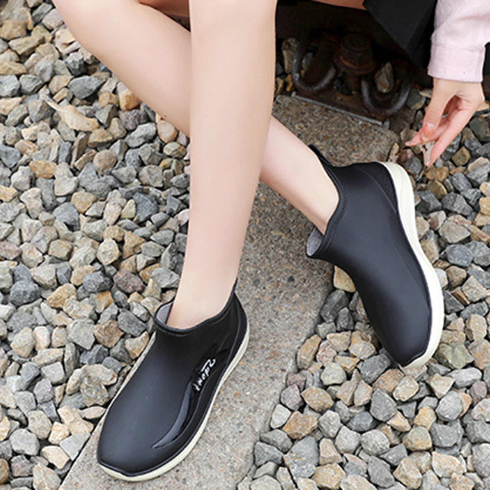 XIMIN Women Rain Boots Ankle Rain Shoes Anti-Slipping Waterproof Rainboots with Comfortable Lightweight Garden Rubber Rain Boot Outdoor Work Shoes Fishing Deck Boots