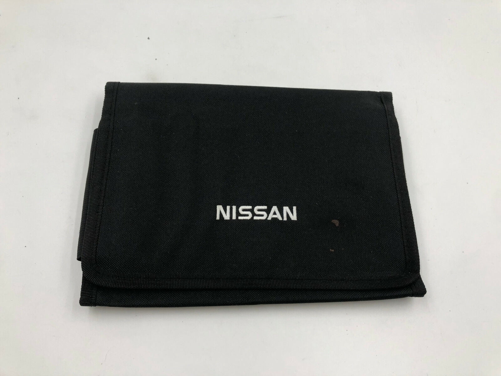 2017 Nissan Owners Manual Case Only K01B50006