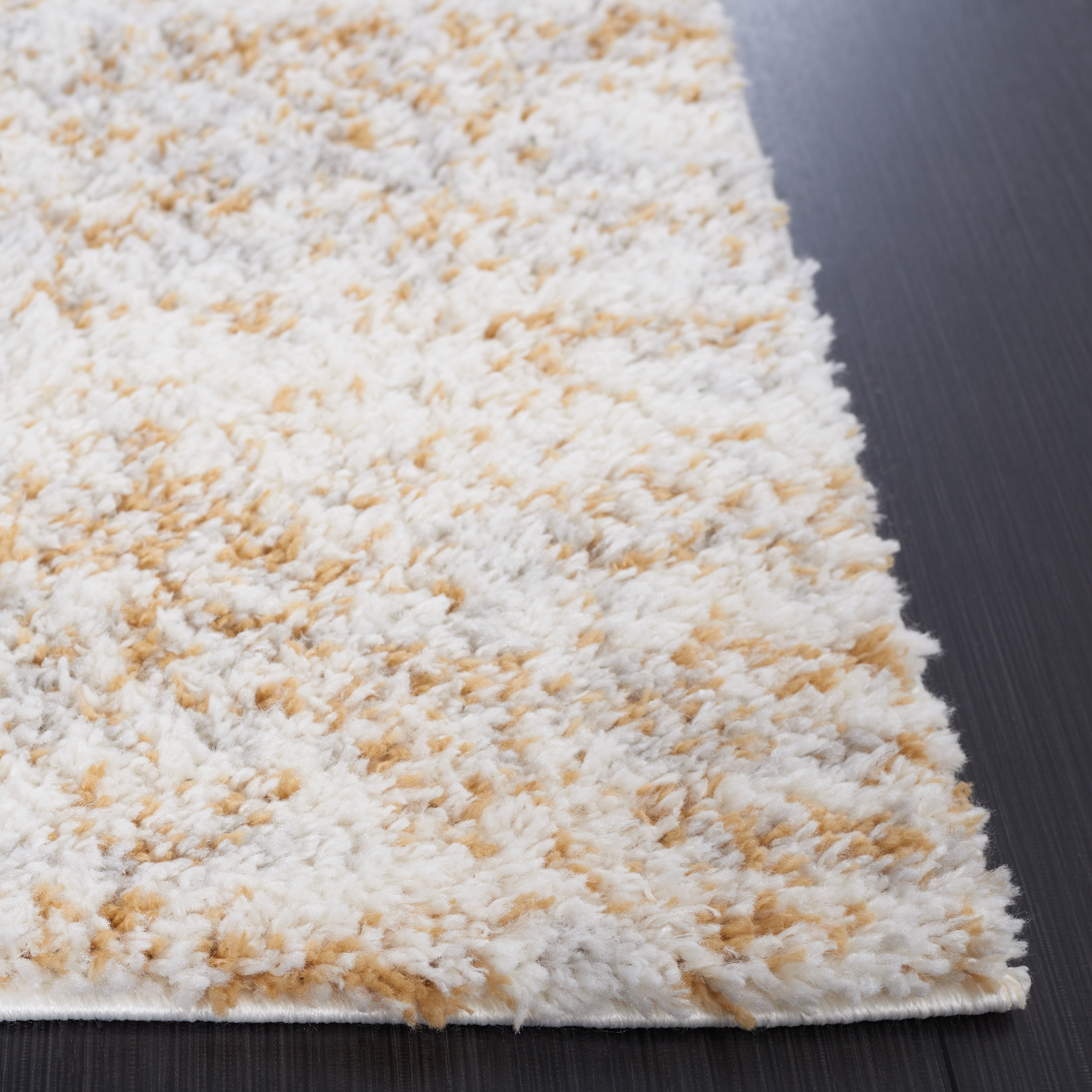 Safavieh Berber Torvald Abstract Polyester Shag Area Rug, Ivory/Light Gold, 8' x 8' Square