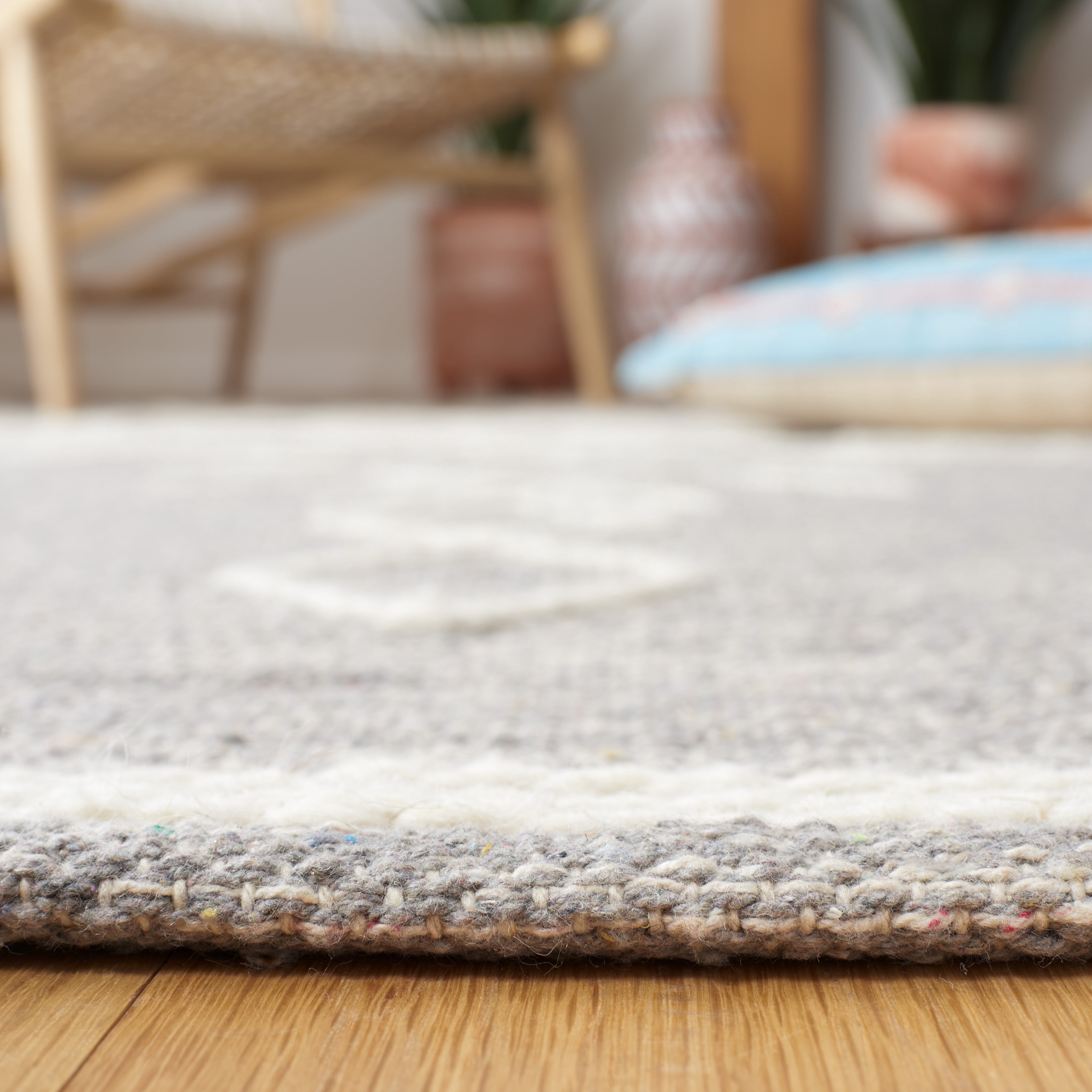 SAFAVIEH Kilim Phelim Tribal Area Rug, Grey/Ivory, 6' x 6' Square
