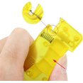 thumbnail image 2 of Enhebrador automático de agujas de 2 piezas, enhebrador automático de agujas, herramienta de inserción de puntadas de bricolaje para amas de casa mayores, accesorios para el hogar, 2 of 4