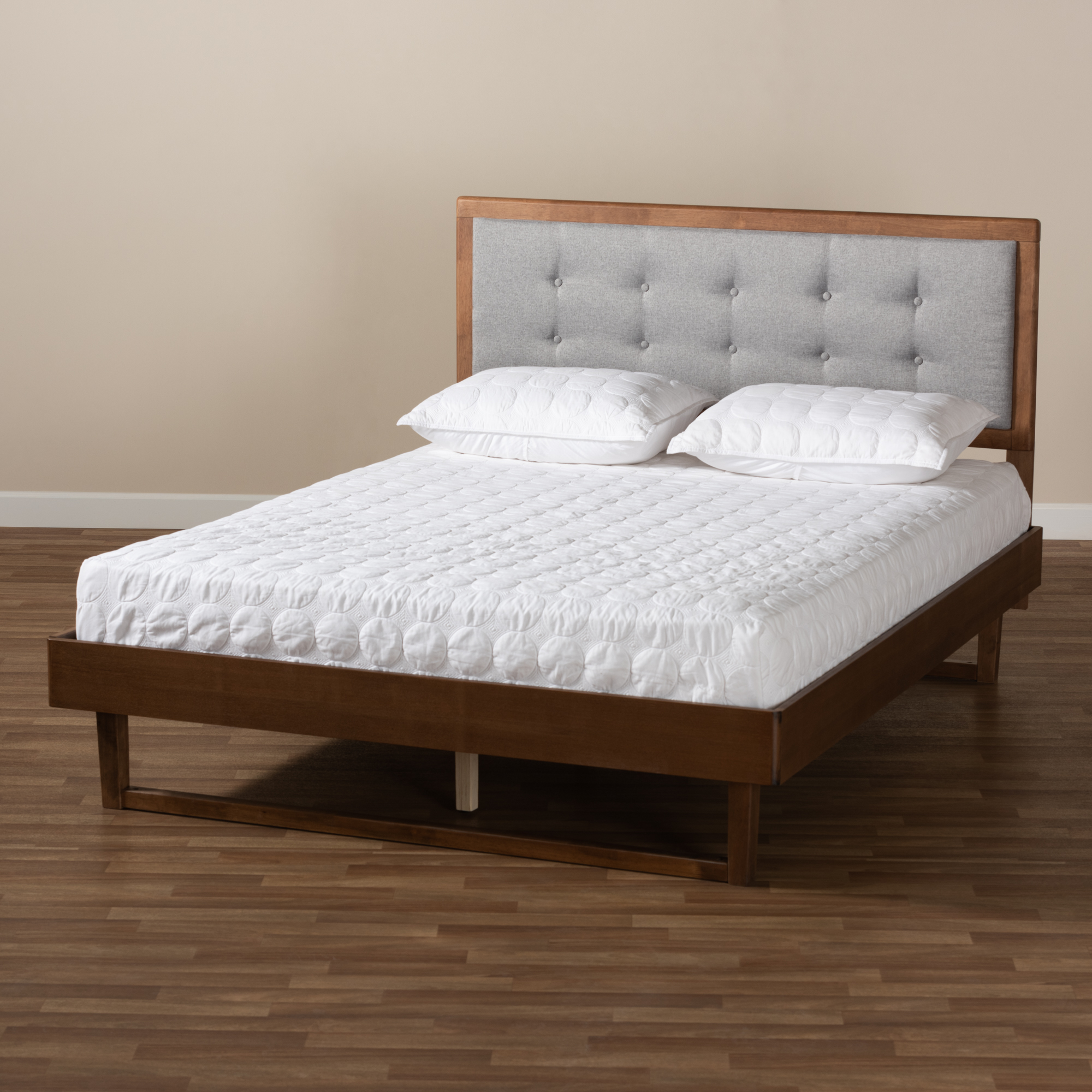 Baxton Studio Viviana Modern and Contemporary Light Grey Fabric Upholstered and Ash Walnut Finished Wood Queen Size Platform Bed