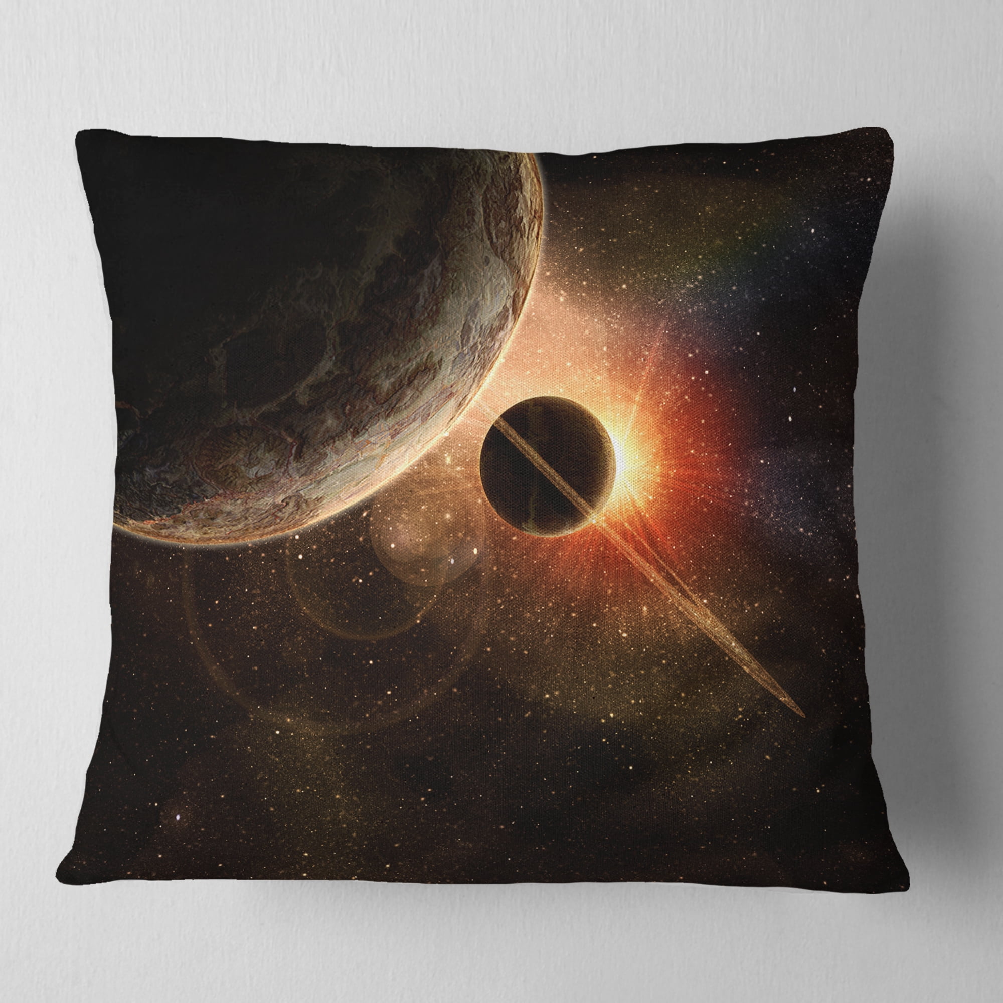 Designart Planet with Rings - Contemporary Throw Pillow - 18x18