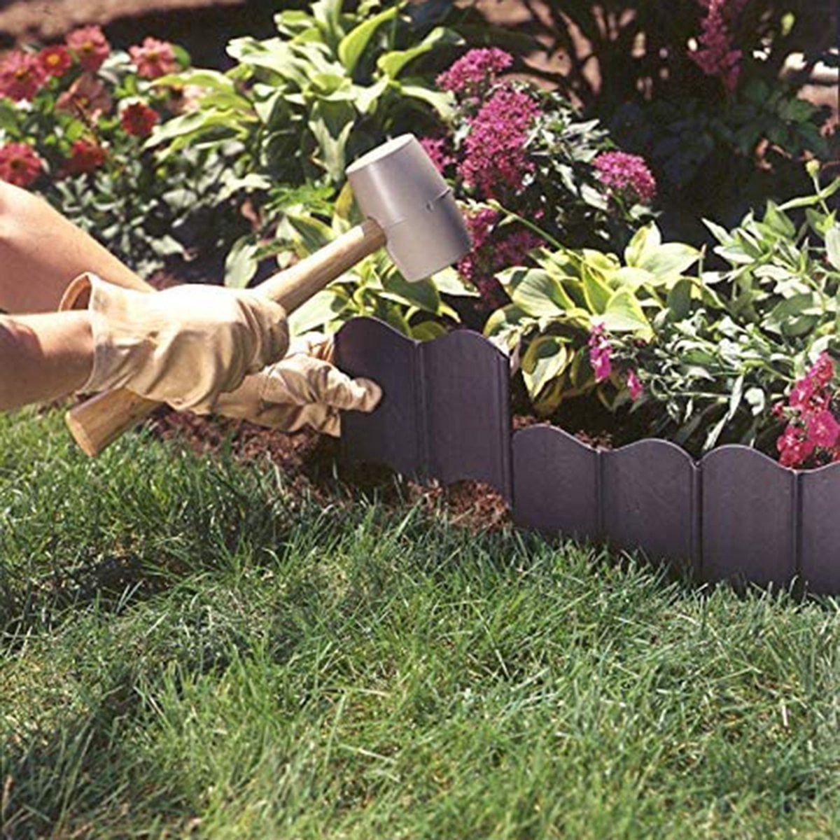 Garden Lawn Edging - 20 Pack Landscape Border Flexible Edging Plastic Palisade Fence DIY Decorative