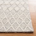 thumbnail image 3 of SAFAVIEH Marbella Raschelle Diamond Area Rug, Ivory, 3' x 5', 3 of 9