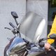 thumbnail image 2 of Parabrisas de plástico transparente de alta definición, deflector de viento universal para motocicletas, bicicletas eléctricas, motocicletas y triciclos, 2 of 8
