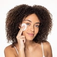 thumbnail image 1 of Limpiador desmaquillante Neutrogena Gentle para ojos sensibles, sin aceite, no grasoso, remueve máscara a prueba de agua, 8 fl oz. Probado por dermatólogos y oftalmólogos, 1 of 2