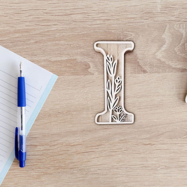 Wood Flower Decoration Carved Letter Crafts Decoration Home Kitchen Wedding Wall Decoration Pendant